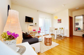Отель Apartment Manuela  Задар
